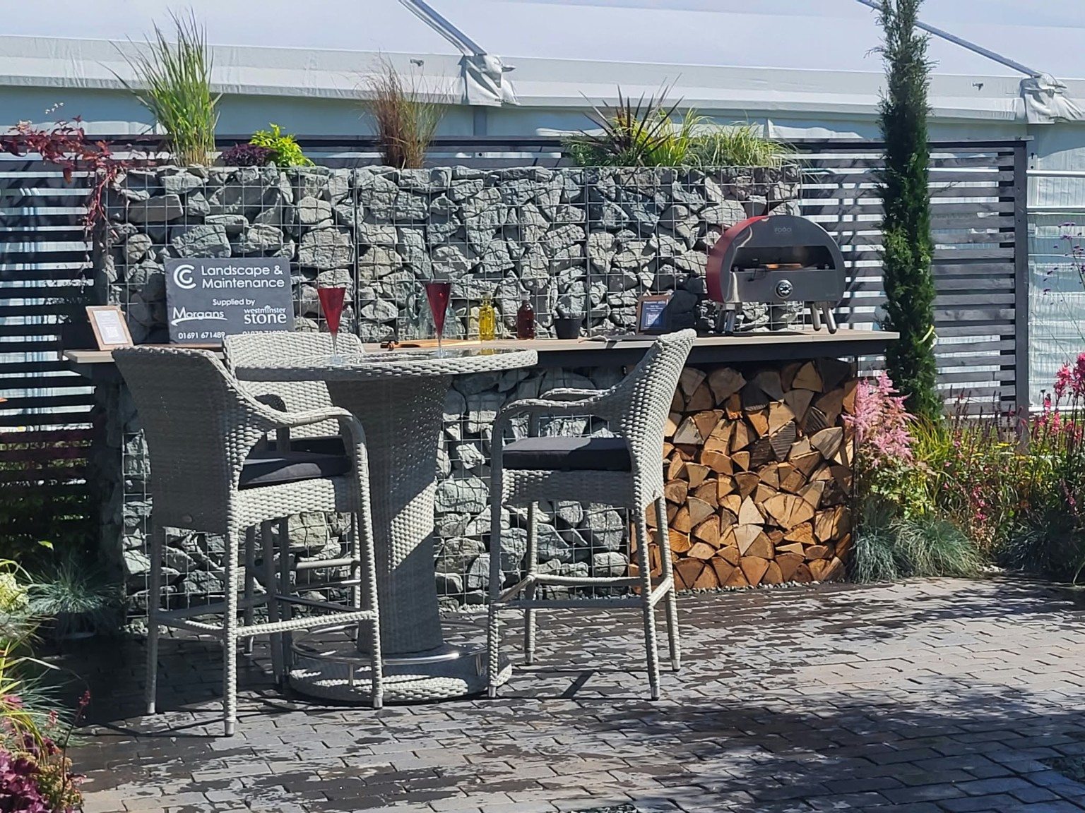 Bespoke outdoor bar and gabion design